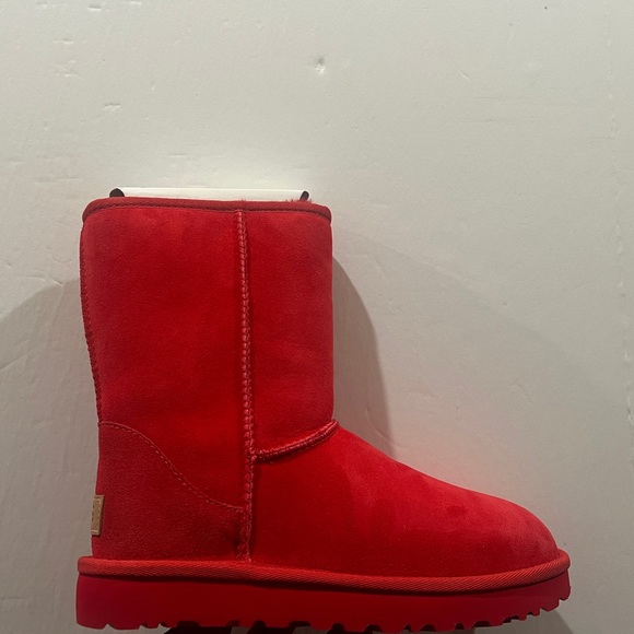 Ugg, Classic Short 2, 1016223, Samba Red - Picture 10 of 11
